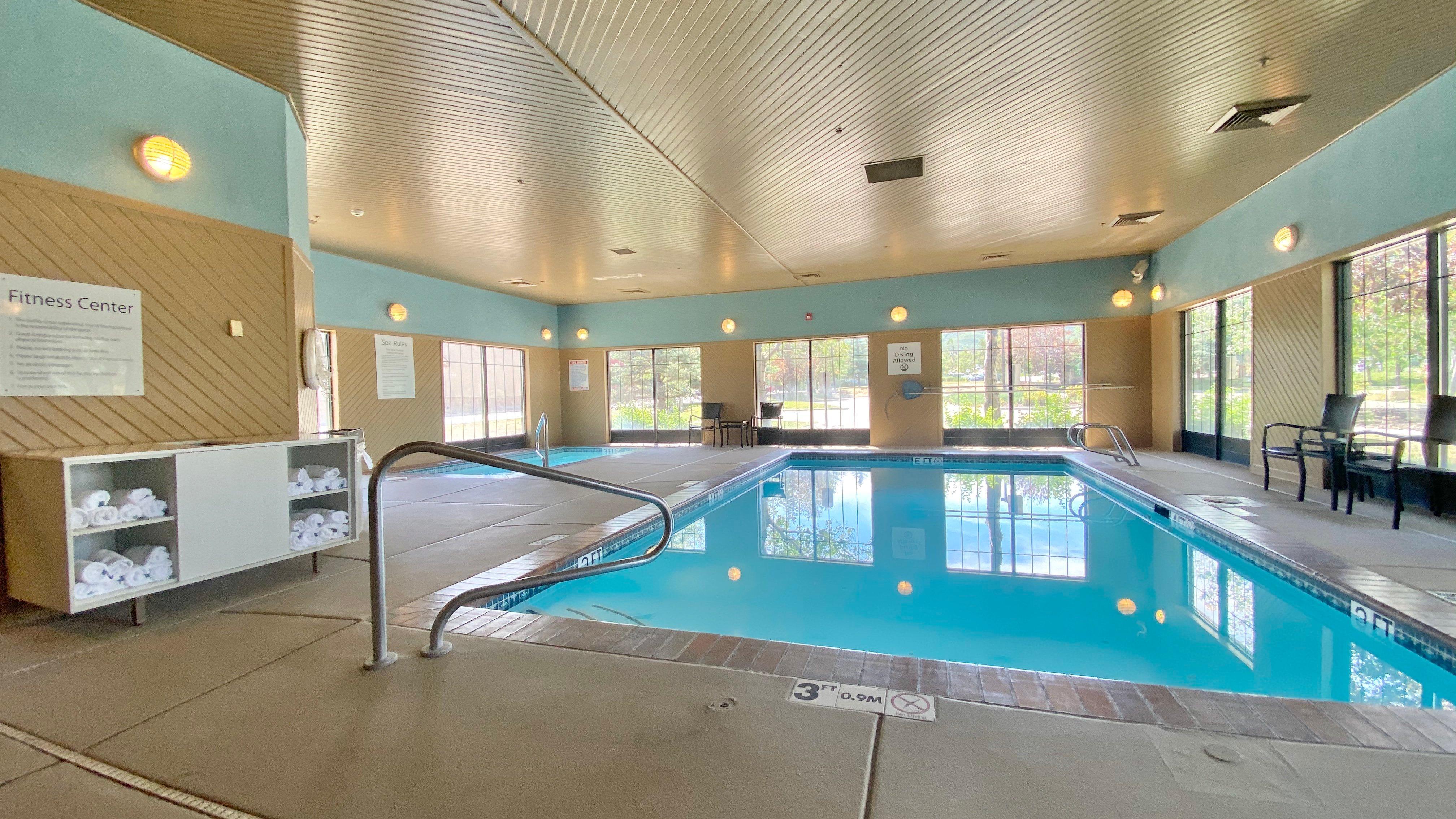 Holiday Inn Express Park City By Ihg Exterior photo